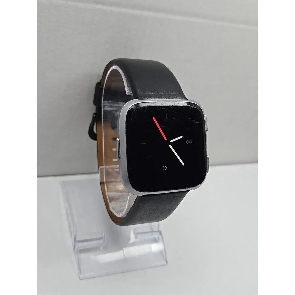 Fitbit Versa FB505 Special Edition Silver Smartwatch Activity Tracker No Charger